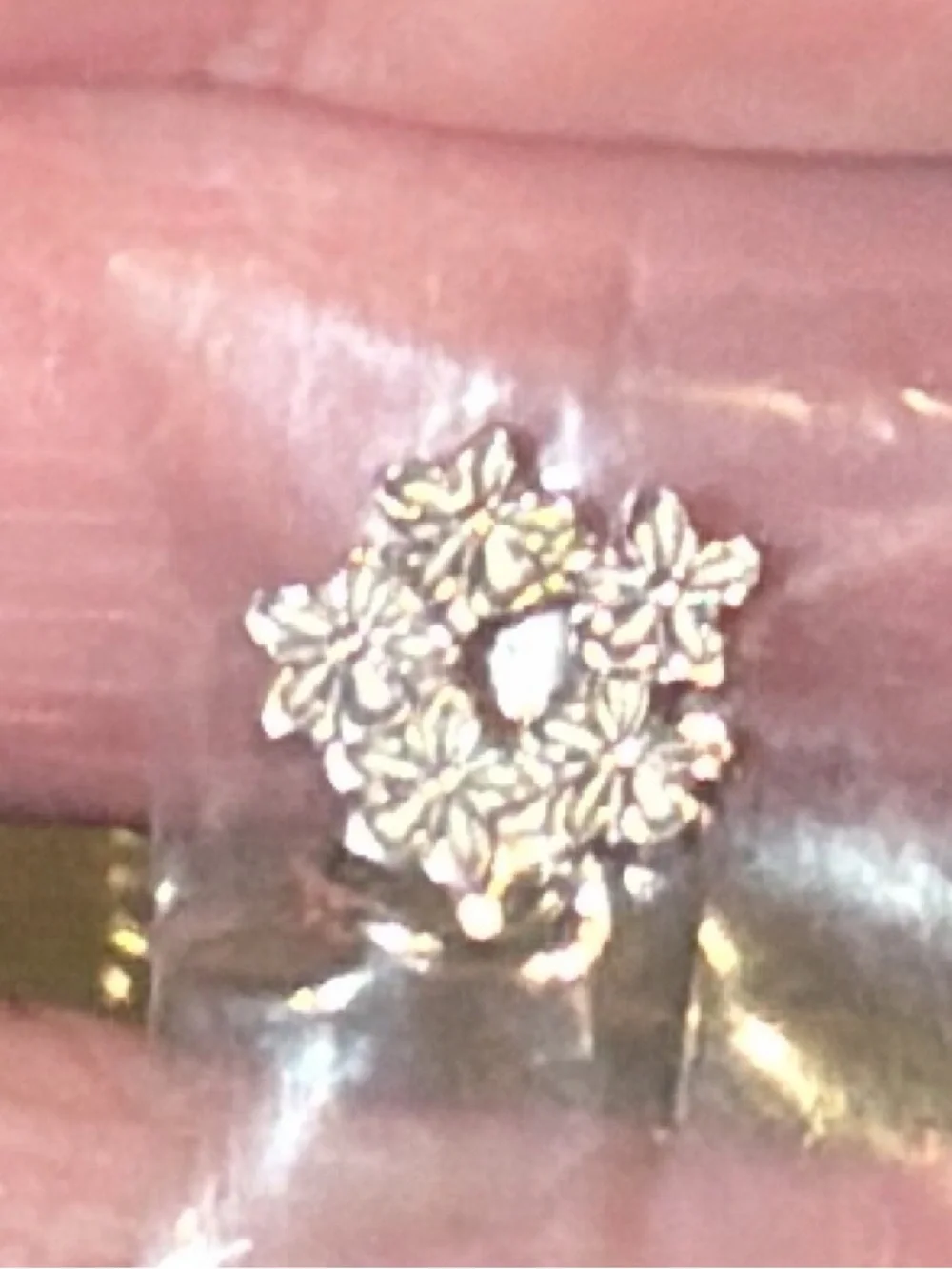 Tiny Daisy Cluster Charm NEW